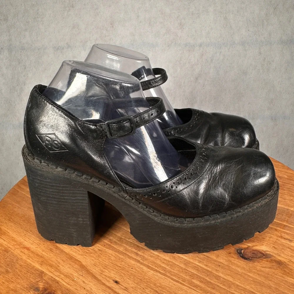 Riverstone Industrial Vintage Y2K Mary Jane Heels Womens 10 Black Platform Lug